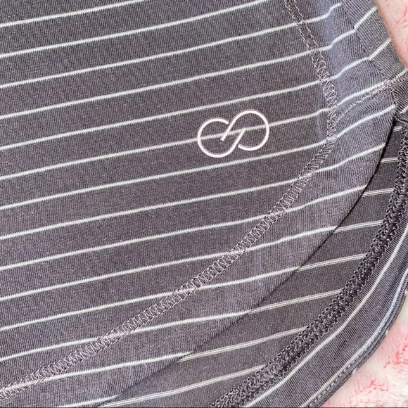 ♾ Calia by Carrie Underwood | Everyday striped tee shirt - Picture 6 of 8